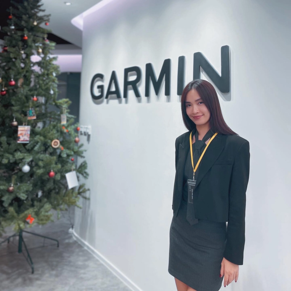 Hello Vietnam Ái Phương, ca khúc tiếng Anh ca ngợi vẻ đẹp Việt Nam