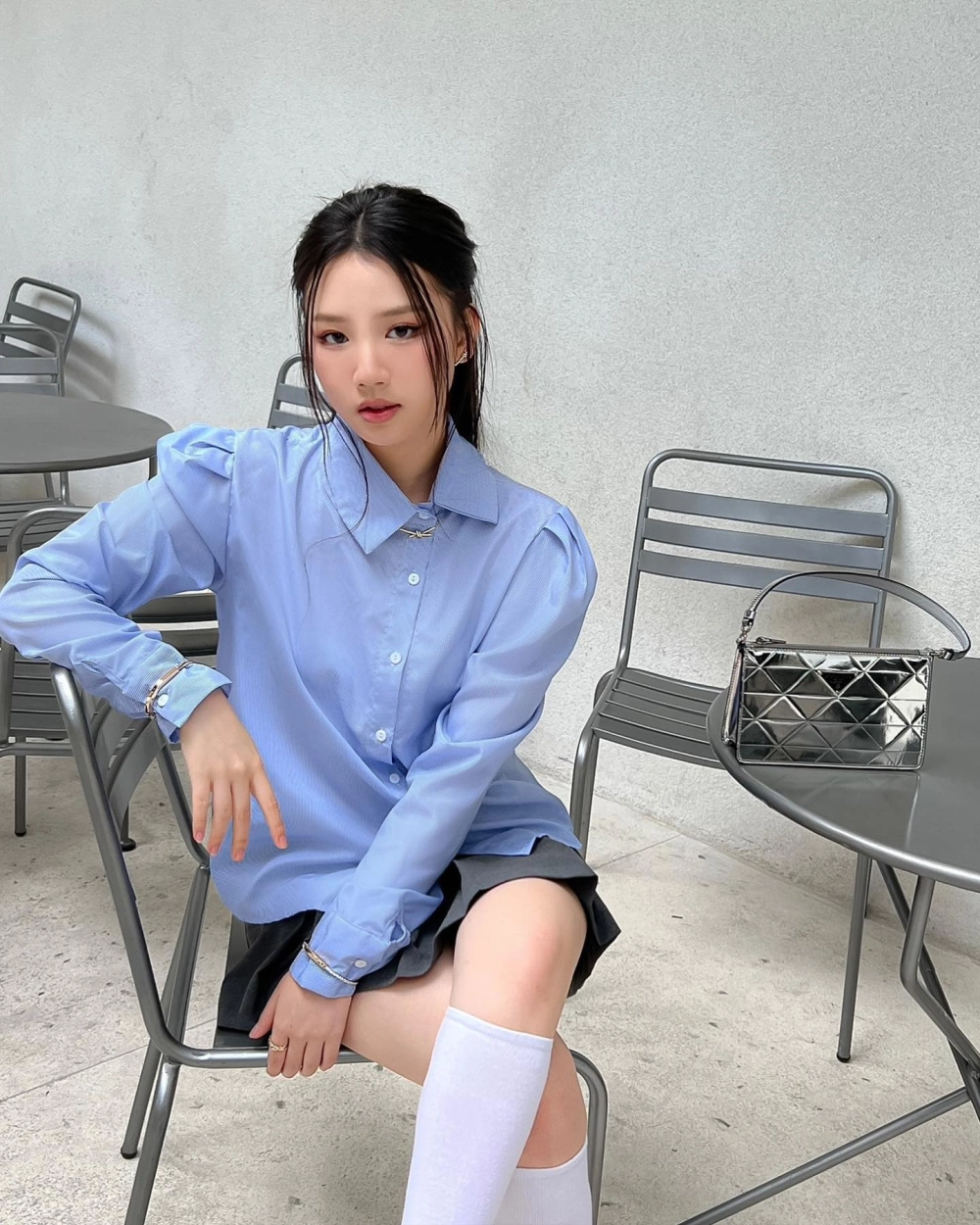 Ca sĩ Amee ngôi sao trẻ St.319 Entertainment với giọng hát trong trẻo 