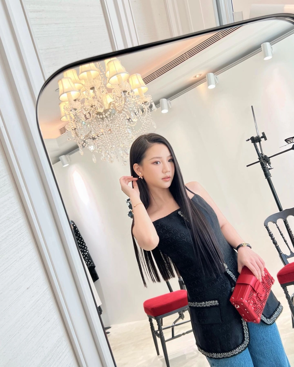 Amee live biểu diễn acoustic Dreamee chữa lành tâm hồn fan 