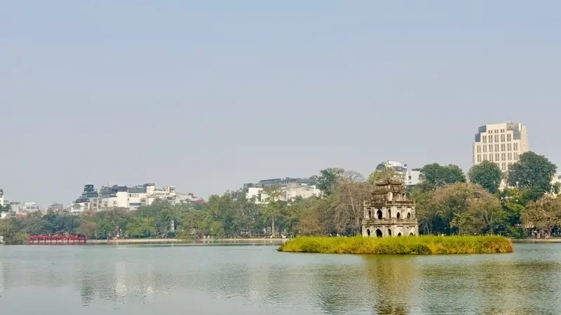 Hà Thành là chốn kinh đô Đứng ở Hàng Mắm mà trông