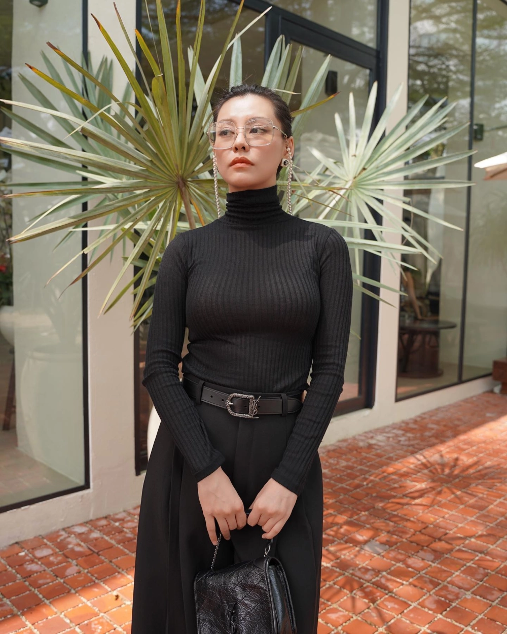 Ái Phương chiều cao 1m72 thần thái người mẫu kết hợp giọng hát cuốn hút