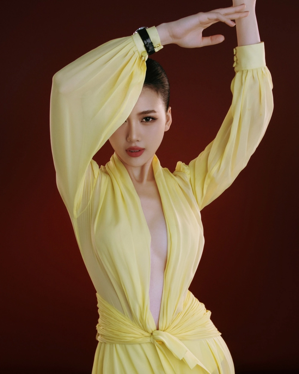 Bùi Quỳnh Hoa MIQ huấn luyện viên Miss International Queen Vietnam 