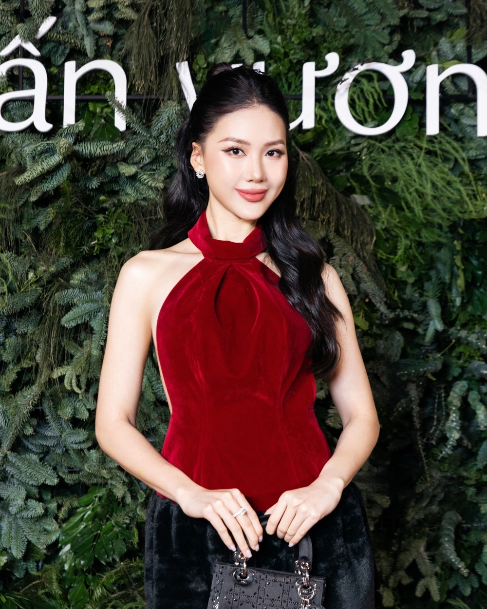 Miss Universe 2023 Bùi Quỳnh Hoa không đạt thành tích cao 