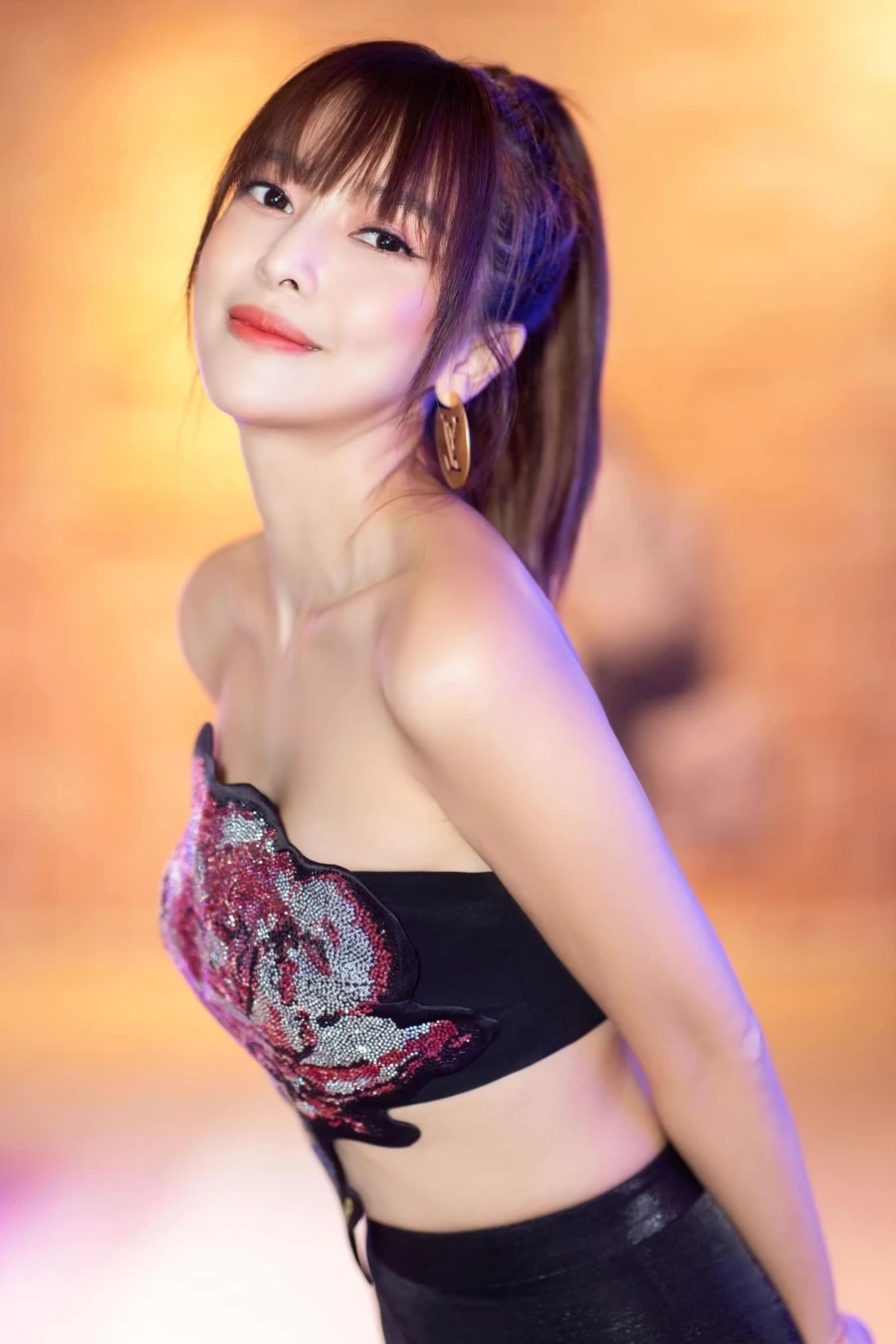 Cao Thái Hà phẫu thuật thẩm mỹ tin đồn chưa được xác thực