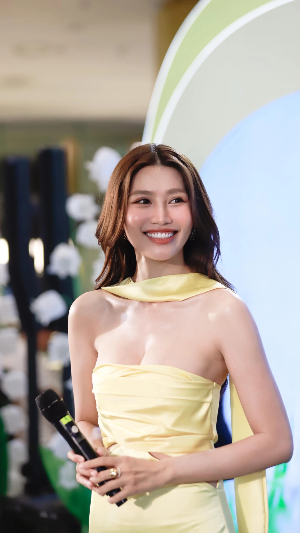 Chế Nguyễn Quỳnh Châu và Quang Hùng cặp đôi VNTM chia tay 2017 