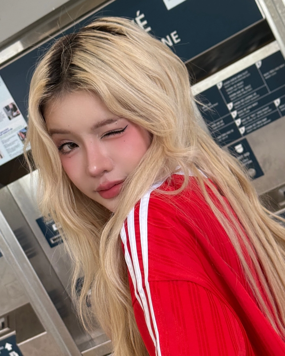Biểu cảm đáng yêu từ anh trai say hi ciin cực hút mắt
