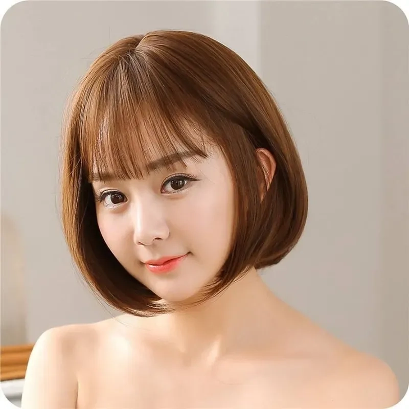 Gái xinh tóc ngắn ngang vai trẻ trung và cá tính hút mắt