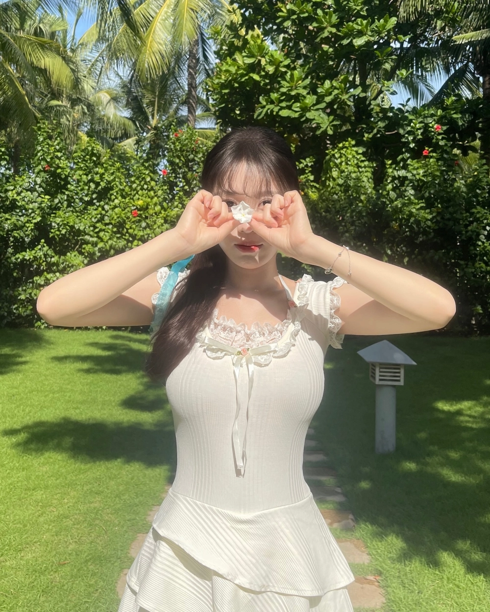 Màn trình diễn ấn tượng từ Han Sara The Heroes khiến fan trầm trồ