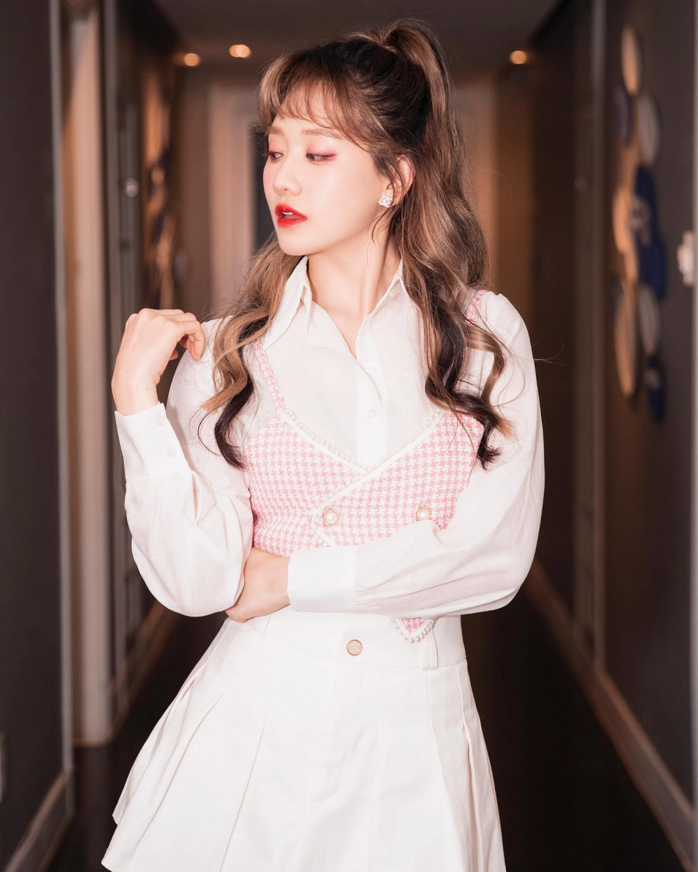 Hari Won nhạc, từ Hương đêm bay xa đến Anh cứ đi đi