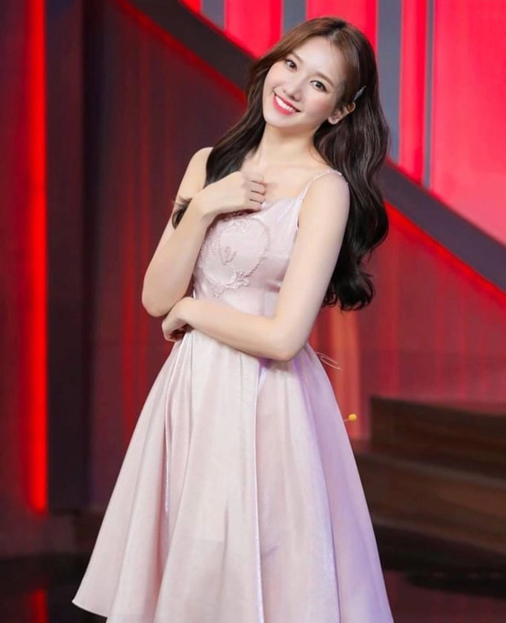 Ảnh đại diện nữ ngầu thần thái cool chất 