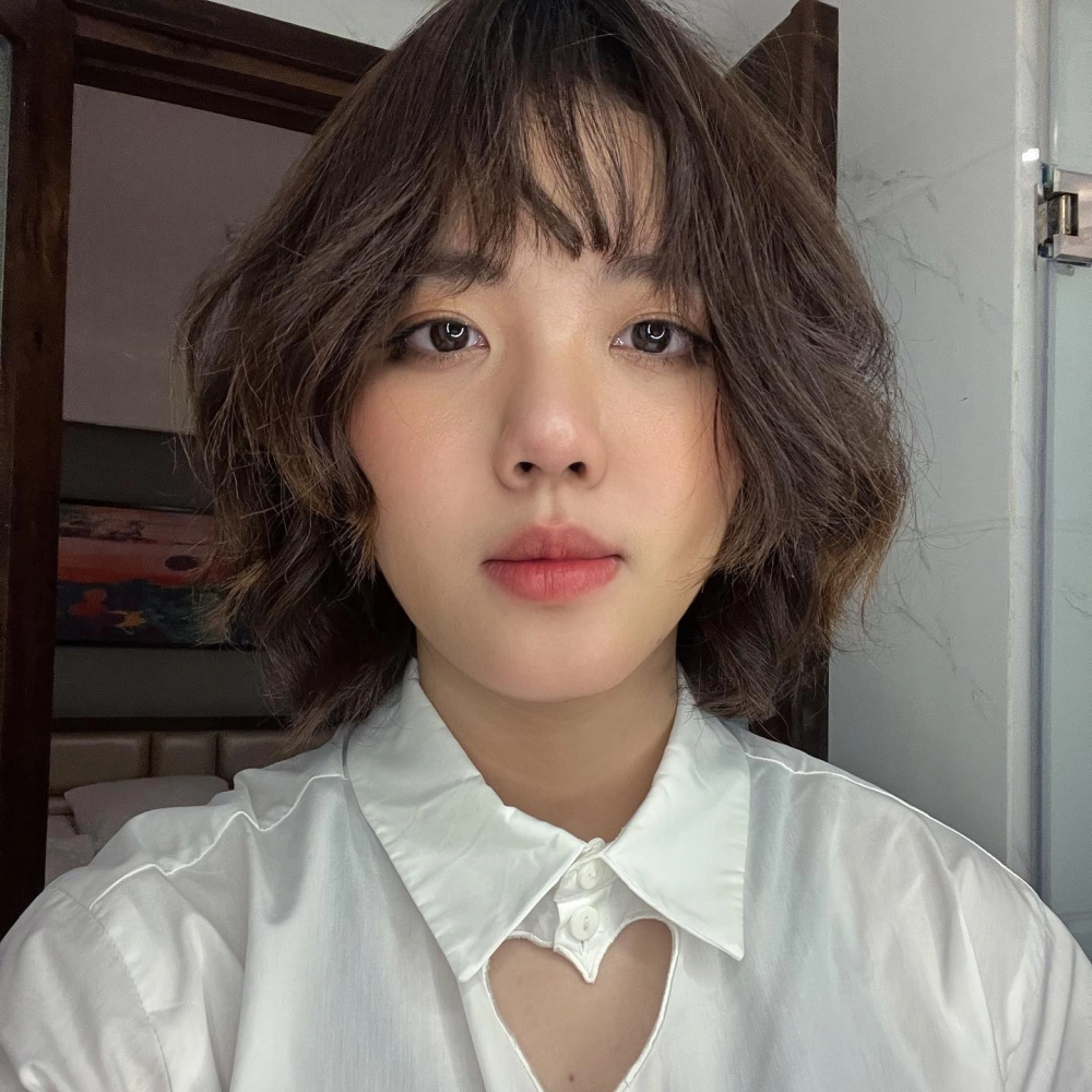 Avatar ảnh gái thần thái thời thượng cuốn hút 