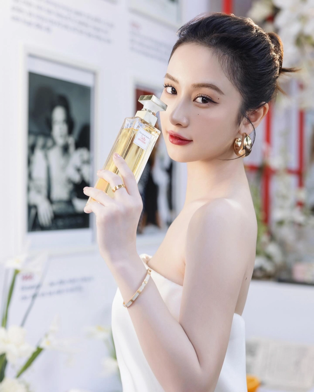 Góc diễn thần thái trong Jun Vũ tháng năm rực rỡ cực đỉnh