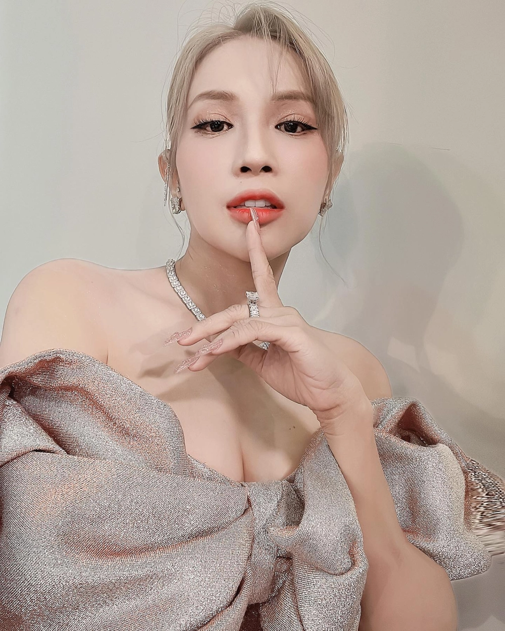 Khả Như sinh năm bao nhiêu 1987 cô nàng 38 tuổi 