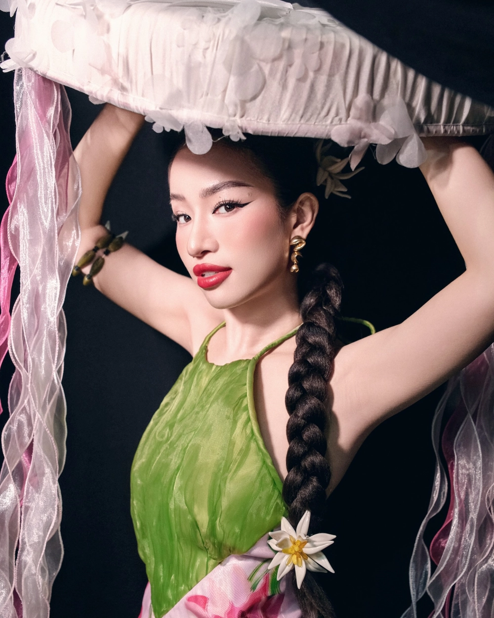 Cảm nhận sâu sắc từ bản hit Lâm Bảo Ngọc IF