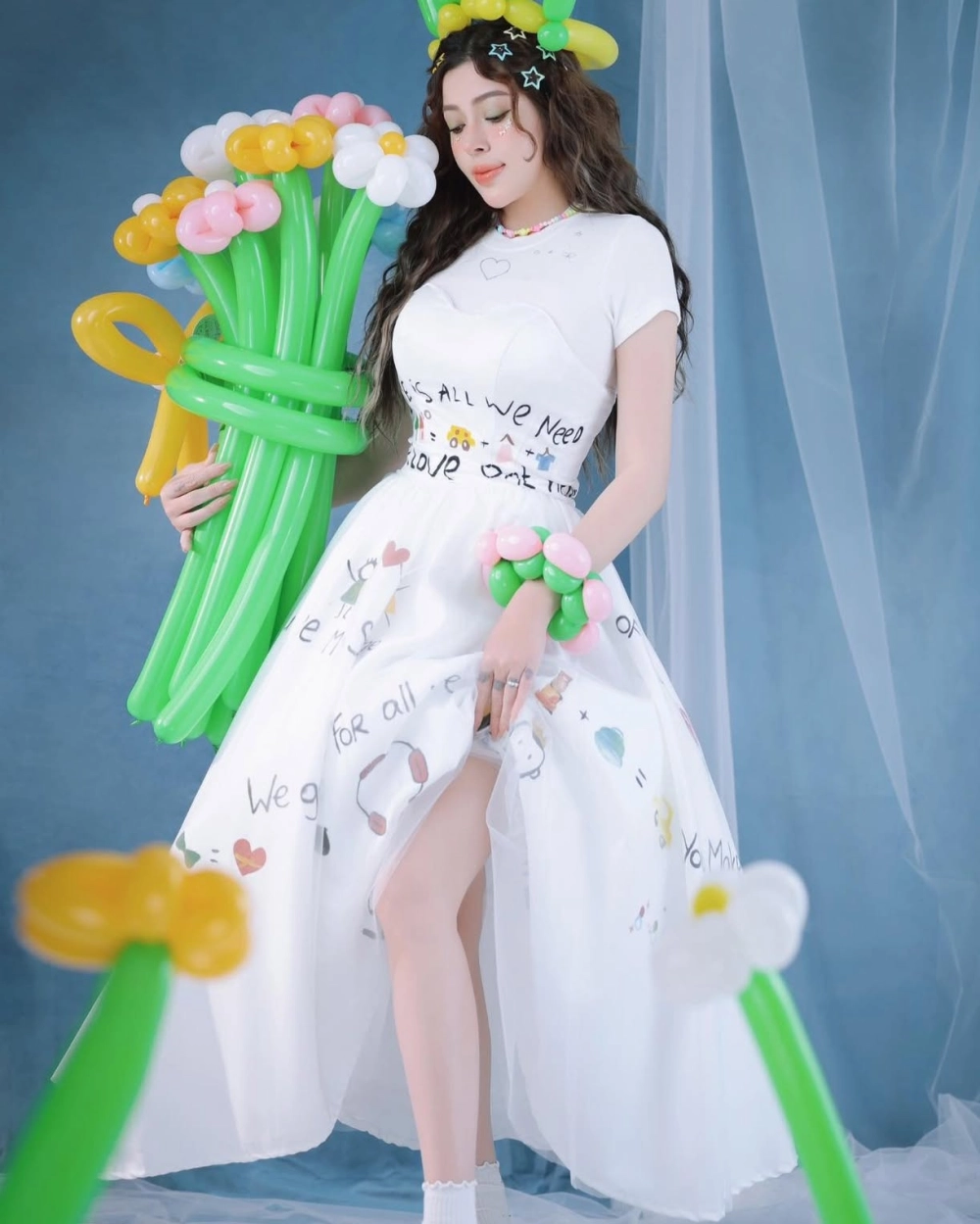 Linh Barbie cao bao nhiêu 1m65 vóc dáng cân đối 