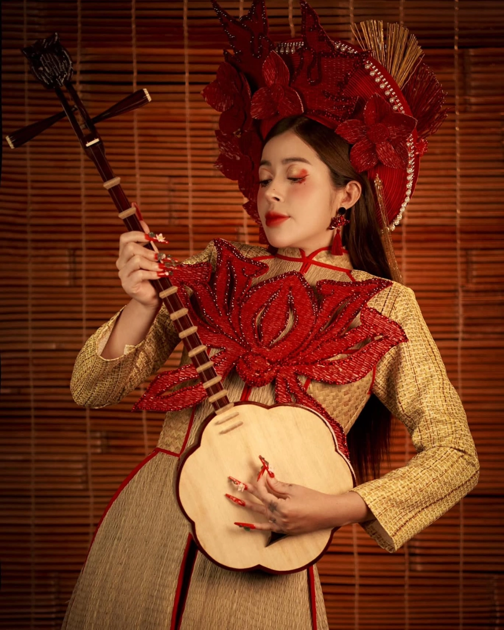 Linh Barbie ngầu phong cách chị đại học đường TikTok 