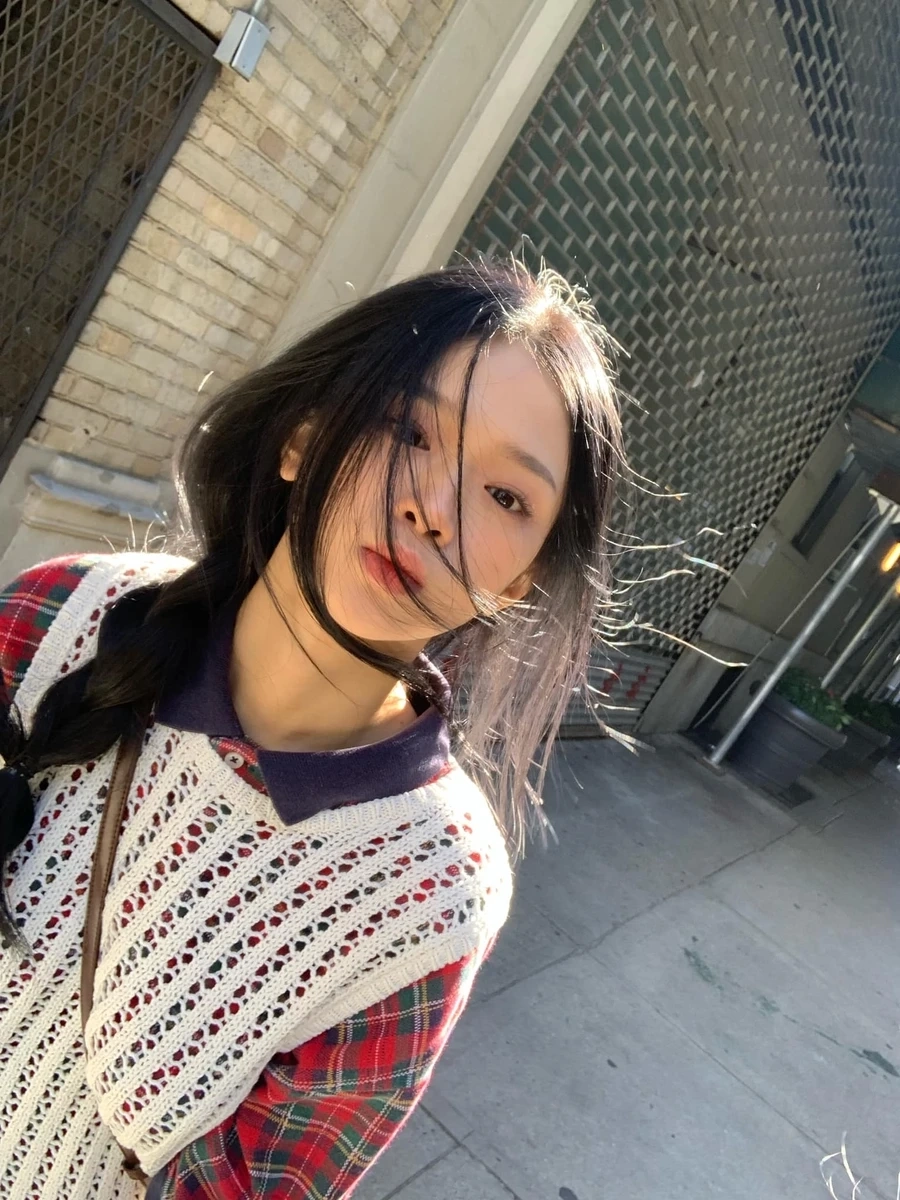 Linh Ka ghosting lyrics được tìm kiếm nhiều trên Google