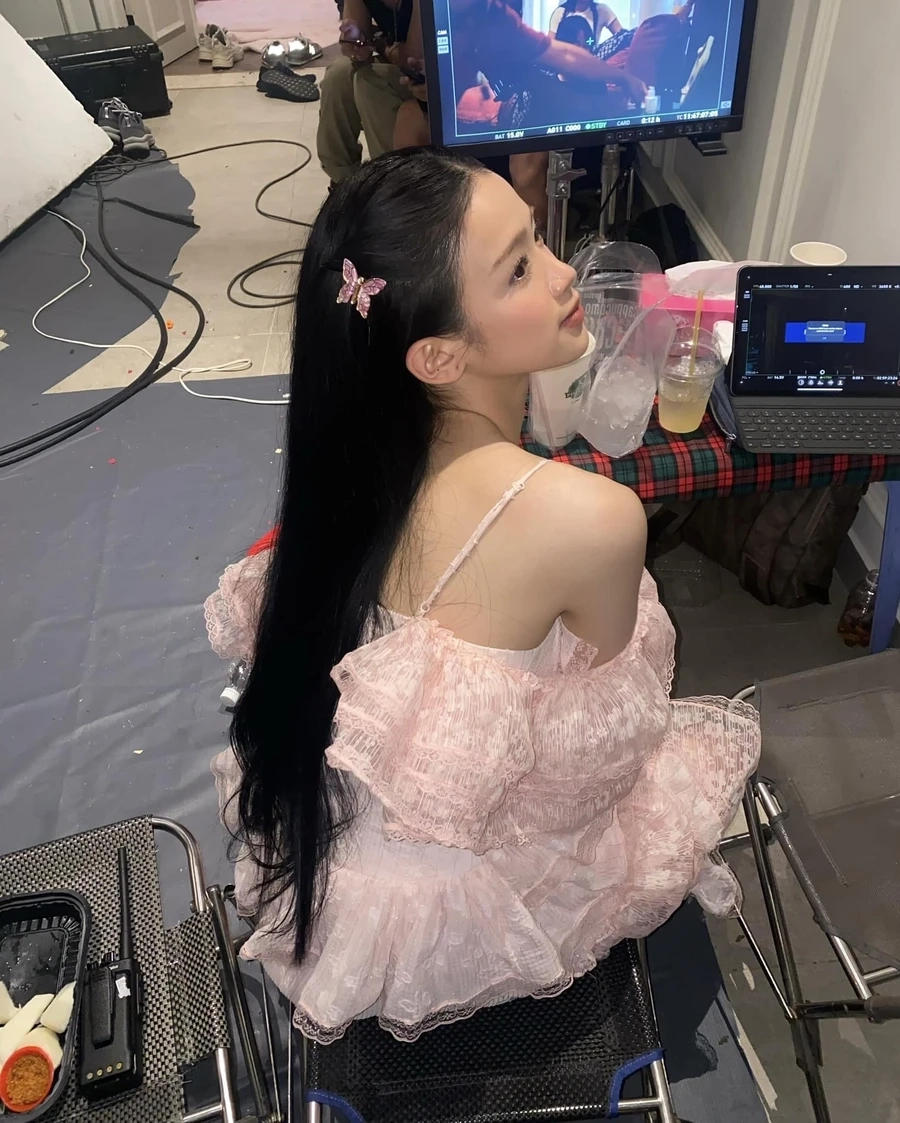 Linh Ka hot trở lại mạnh mẽ với phong cách mới