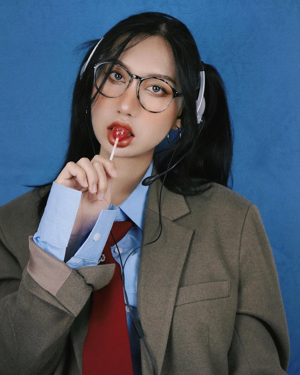 Hòa mình vào giai điệu xưa của cho tôi xin một vé đi tuổi thơ lynk lee