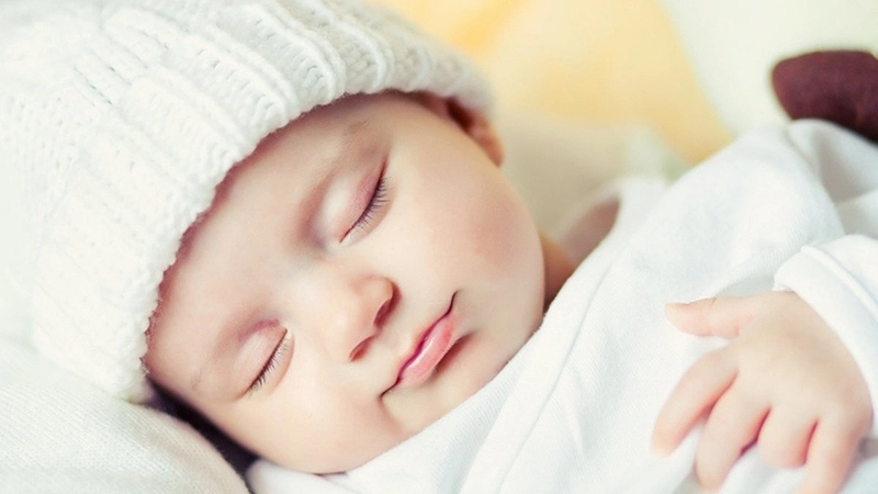 Nguyên nhân gây ra hiện tượng giật mình ở trẻ sơ sinh