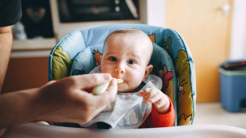 Làm sao giúp bé ăn ngon miệng hơn?