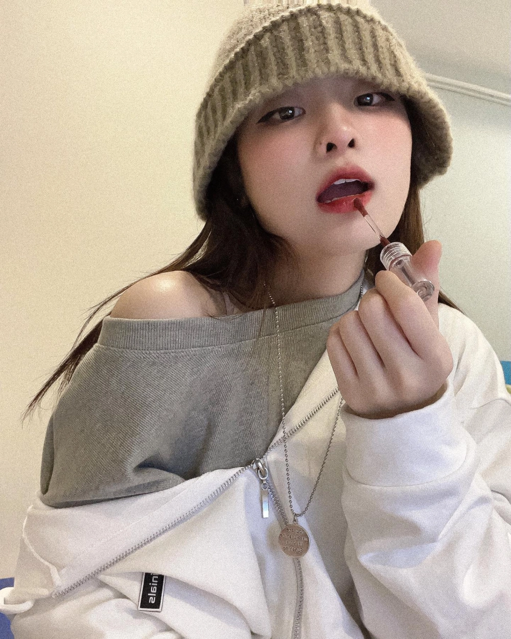 Ngọc Kem học vấn tốt nghiệp Bảo hộ Lao động ấn tượng 