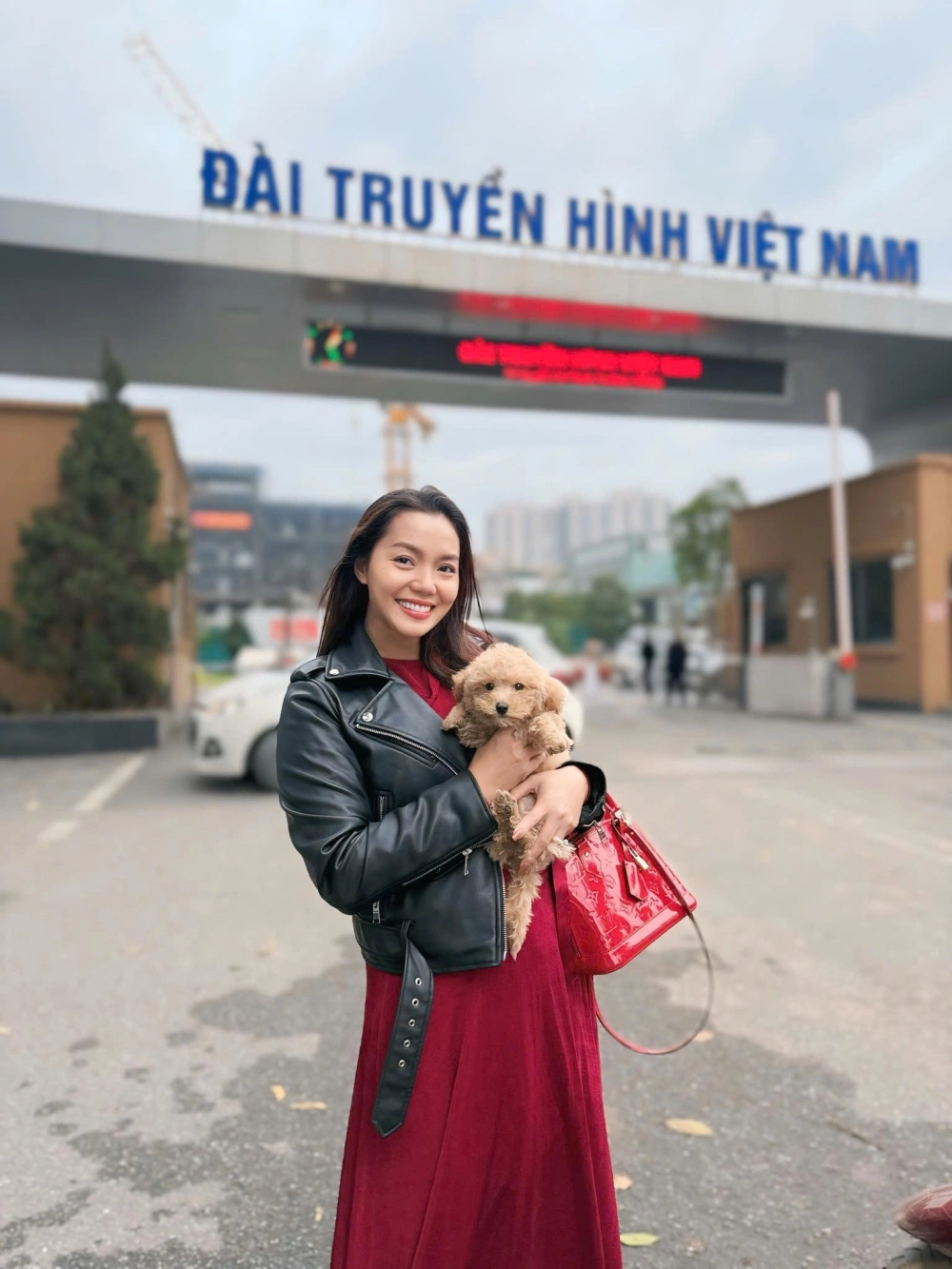 Lắng nghe lời bài hát Nguyễn Ngọc Anh đêm huyền diệu đầy mê hoặc