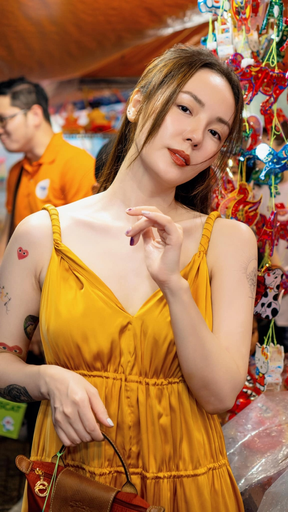Hát theo Lời bài hát Phương Linh cơn mưa tình yêu sâu lắng