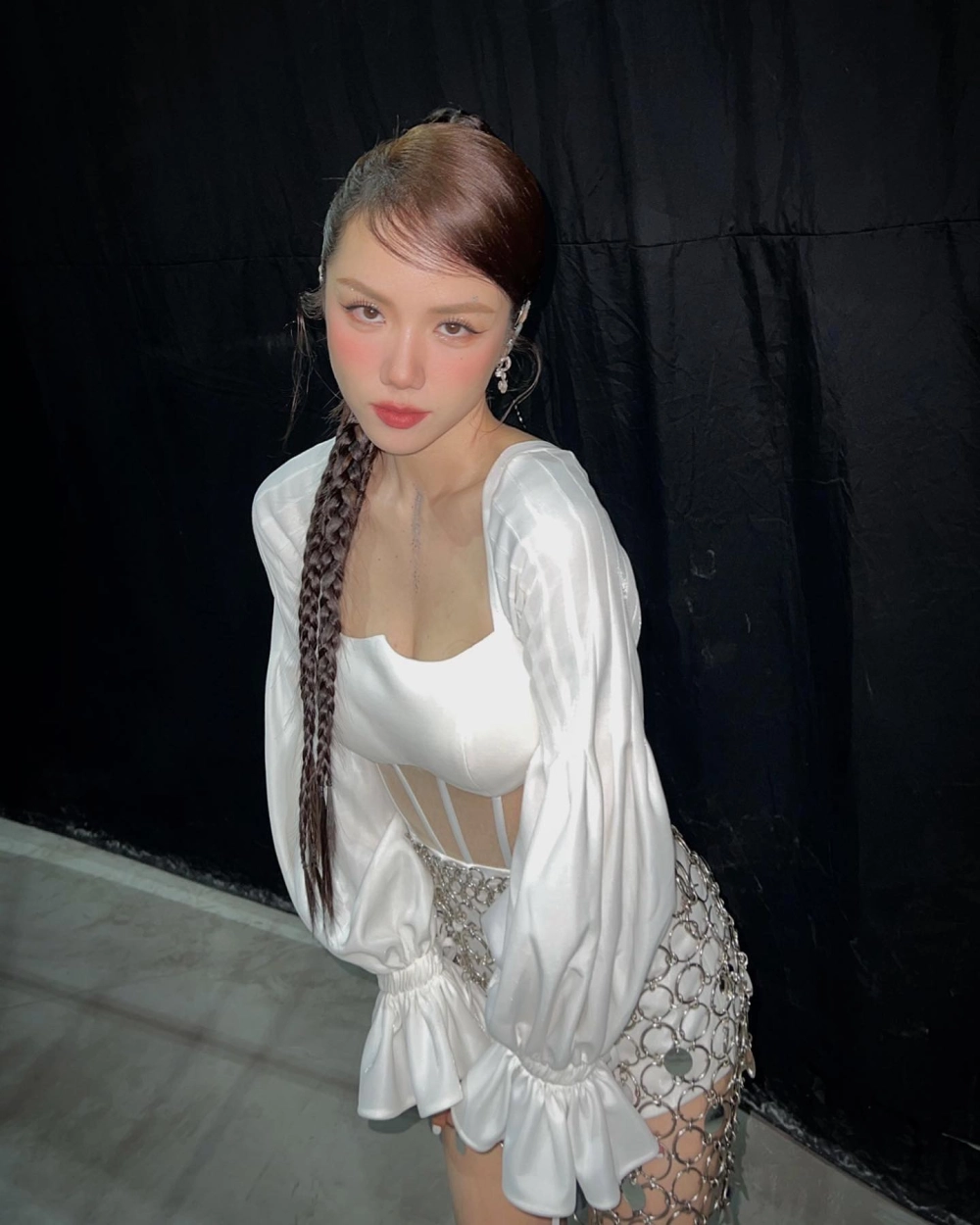 Tìm hiểu Phương Ly bao nhiêu tuổi và hành trình nghệ thuật