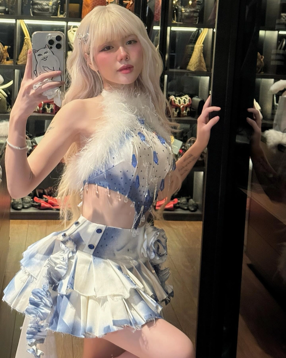 Cảm nhận mặt trời của em Phương Ly qua giai điệu ngọt