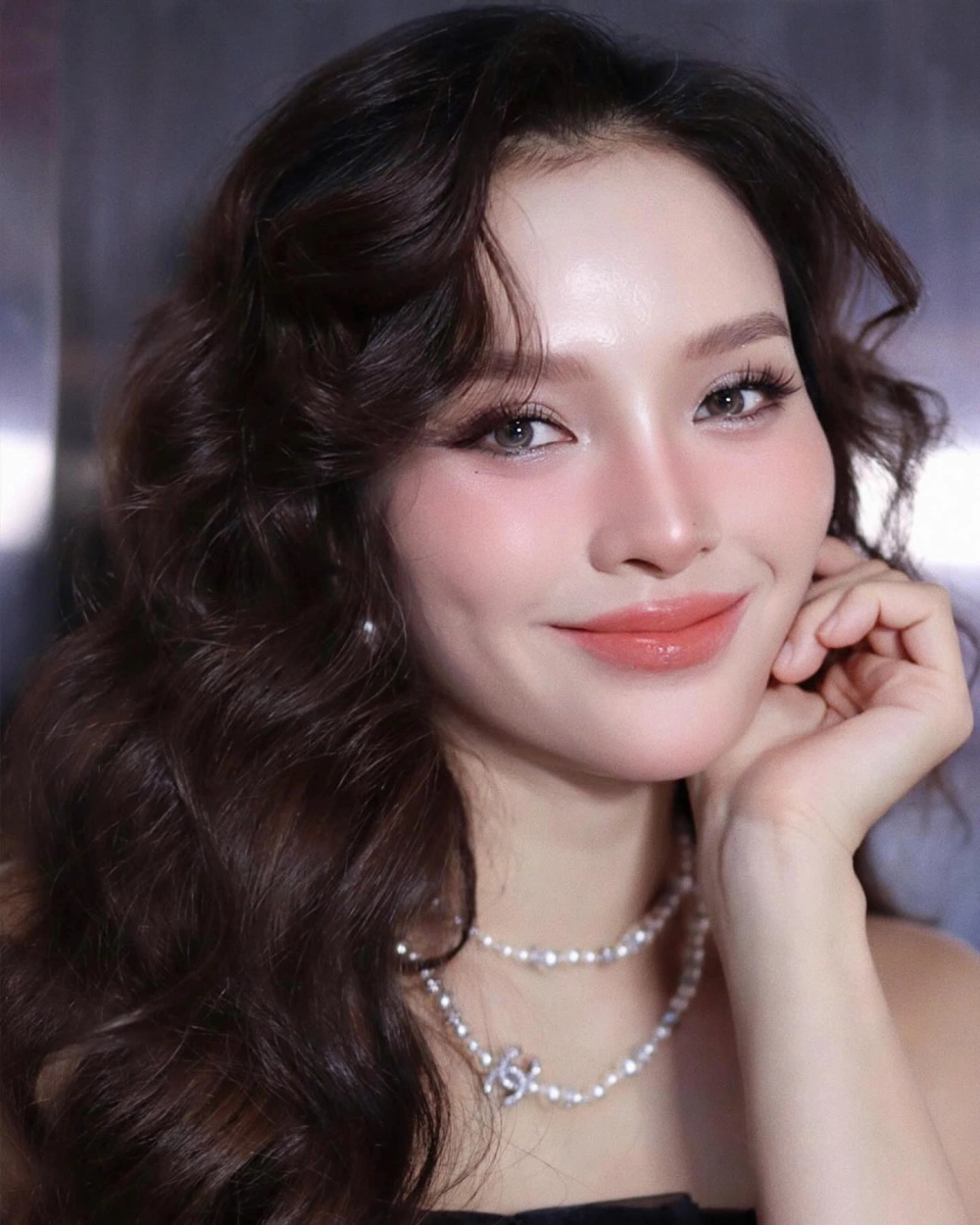 Ngày sinh Phương Trinh Jolie khiến fan gửi ngàn lời chúc