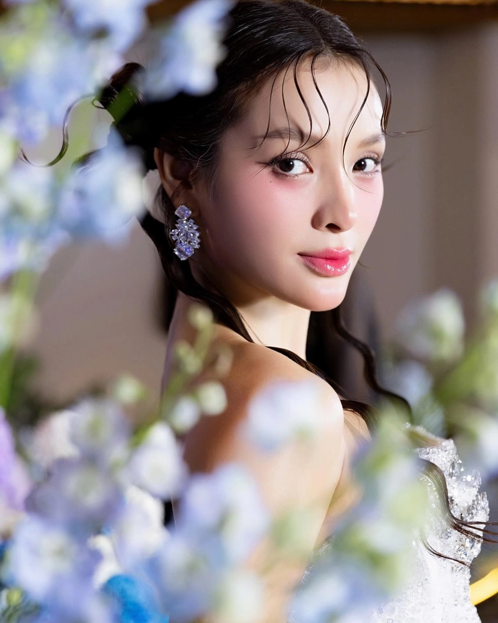 Phương Trinh Jolie cao bao nhiêu luôn là chủ đề hot
