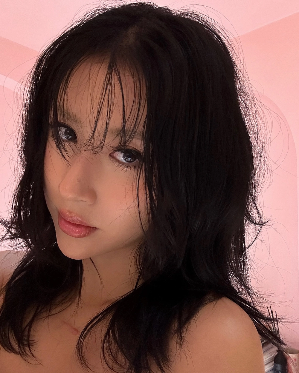 Quỳnh Anh Shyn 2016 thử sức phong cách sexy, gây chú ý 