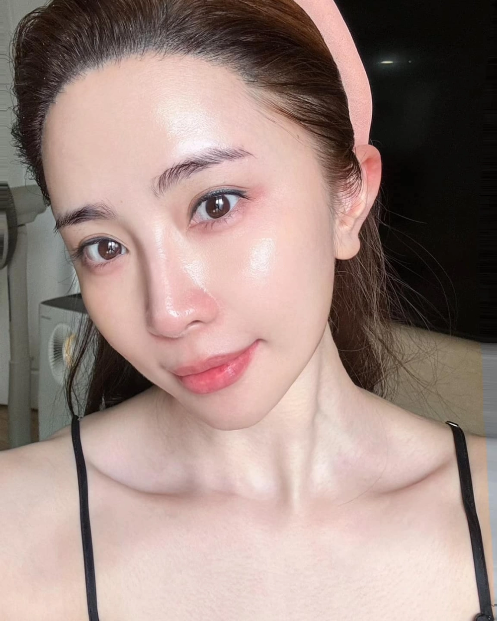 Download ảnh hot girl dễ thương phong cách ngọt ngào 