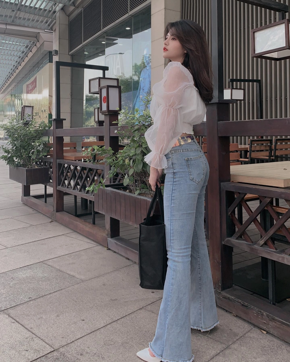 Reency Ngô chị em sinh đôi không có thông tin xác nhận 