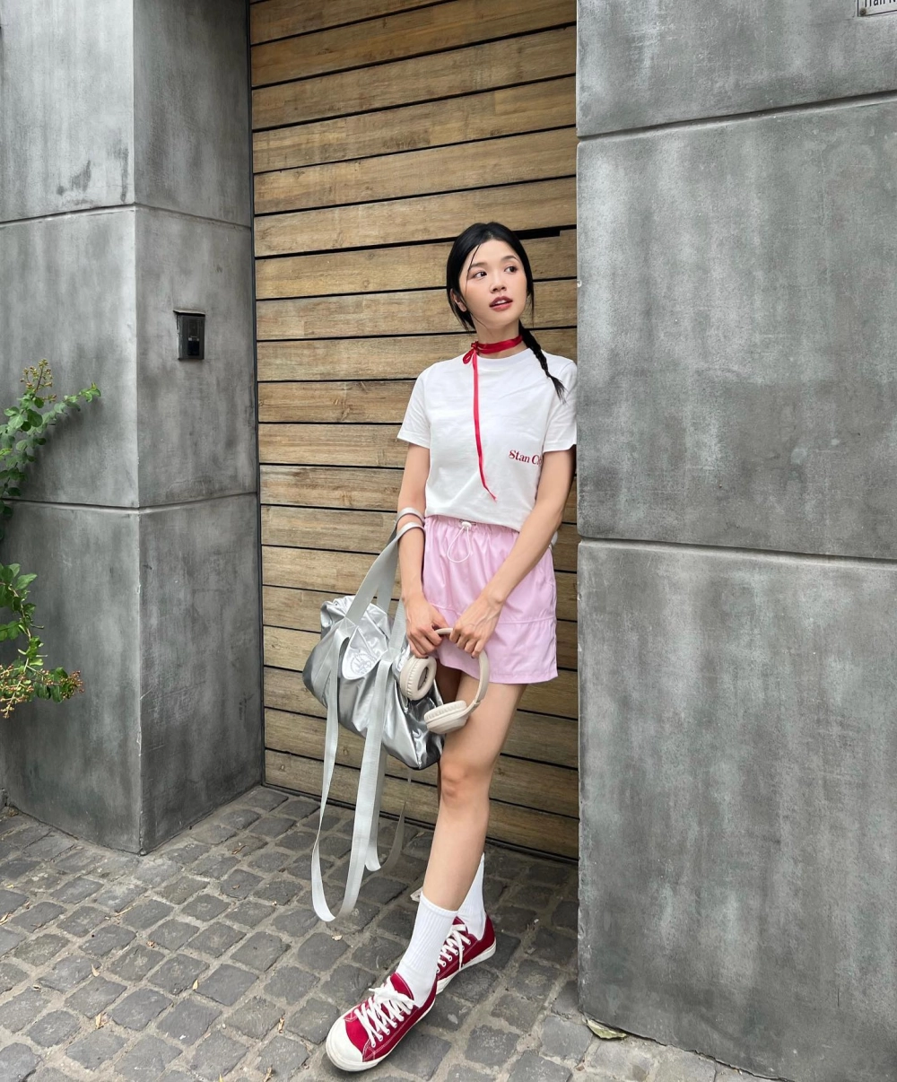 dân mạng rần rần bàn luận về Suni Hạ Linh drama