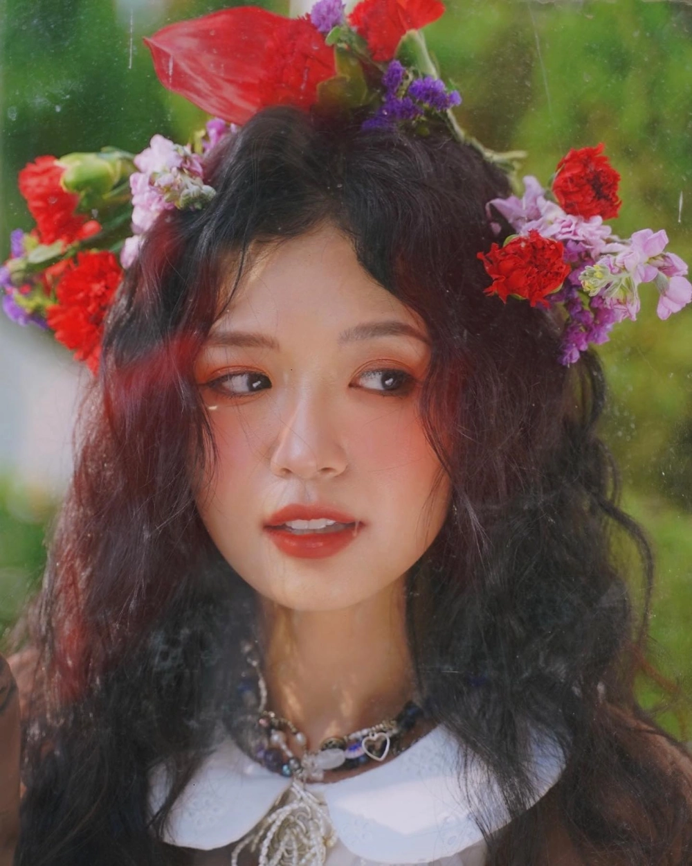 ánh mắt đắm say trong mv em đã biết Suni Hạ Linh