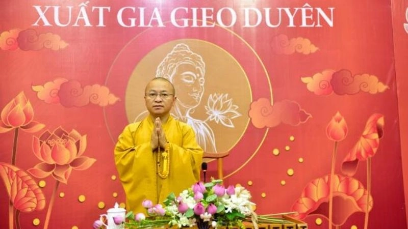 Bài thơ xuất gia gieo duyên cảm động lòng người