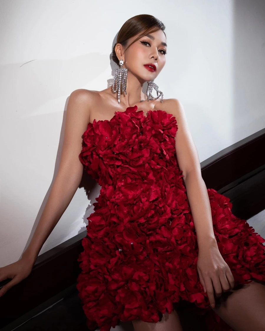 Phong thái chuyên nghiệp của mc Thanh Hằng ghi điểm mạnh