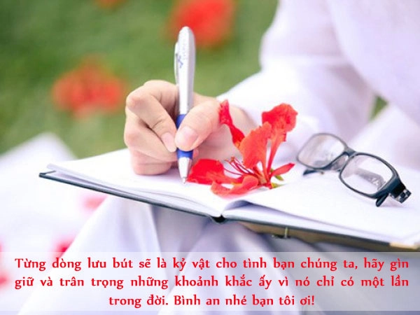 Bài thơ về mái trường viết vào Lưu bút ngày xanh