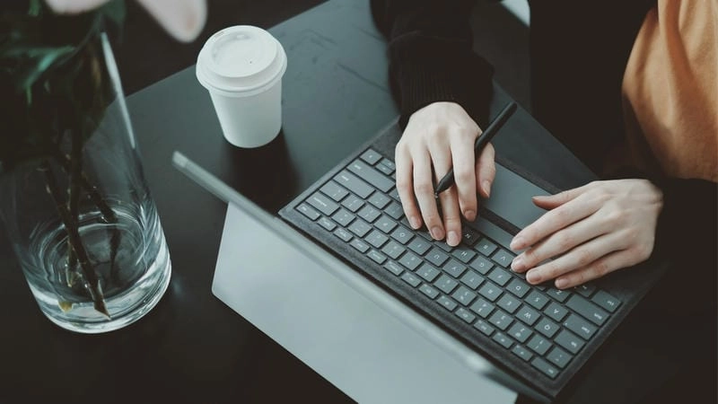 Deep Work sách nói – Lắng nghe hướng dẫn tập trung hiệu quả qua giọng đọc cuốn hút.