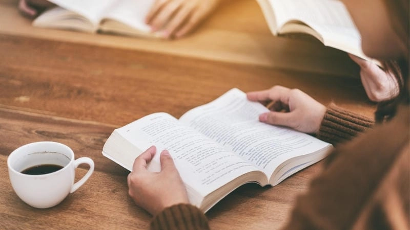 Đọc sách Muôn Kiếp Nhân Sinh để khám phá bí mật luân hồi và luật nhân quả!