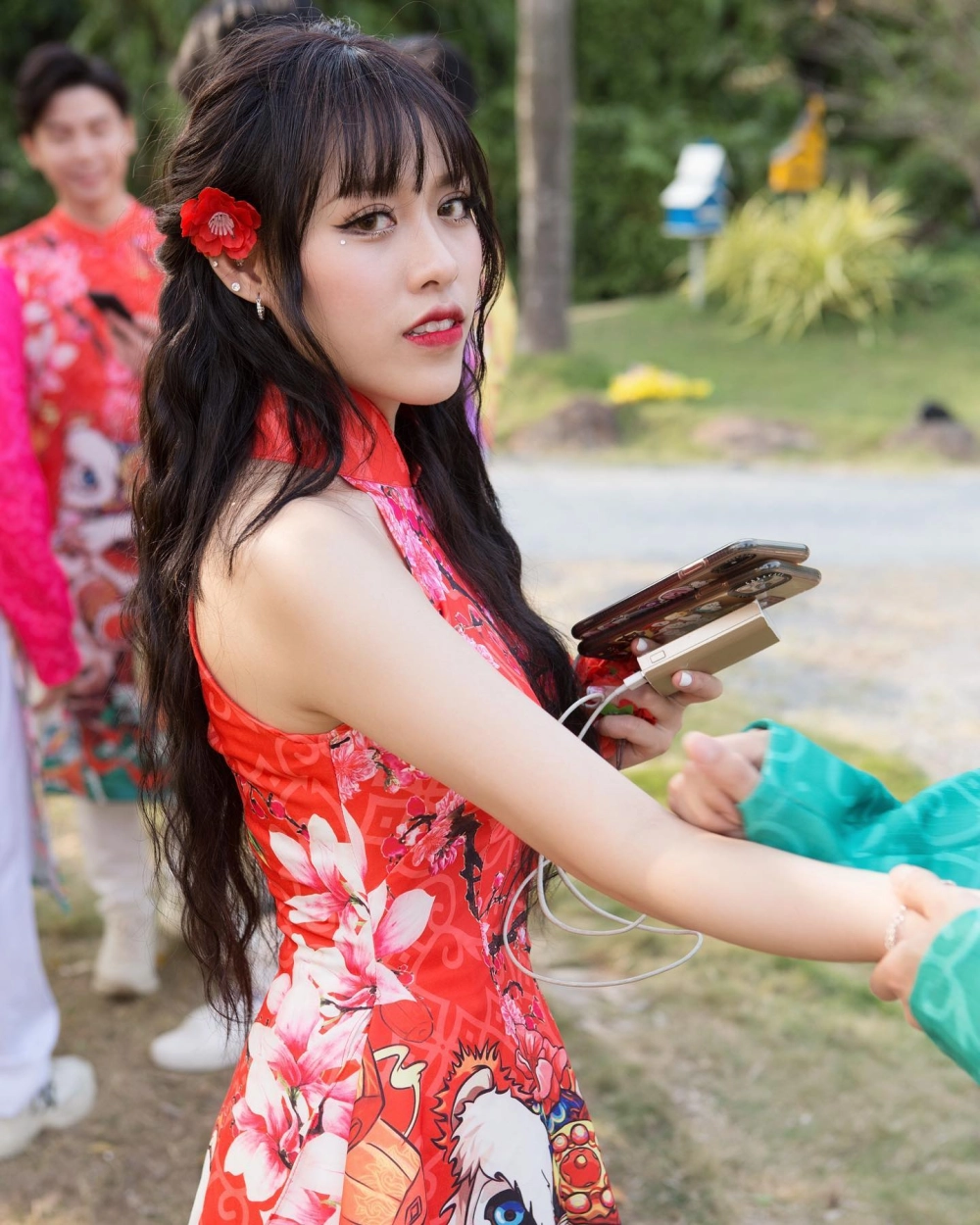 Trà Đặng hát giọng ngọt ngào cover triệu view 