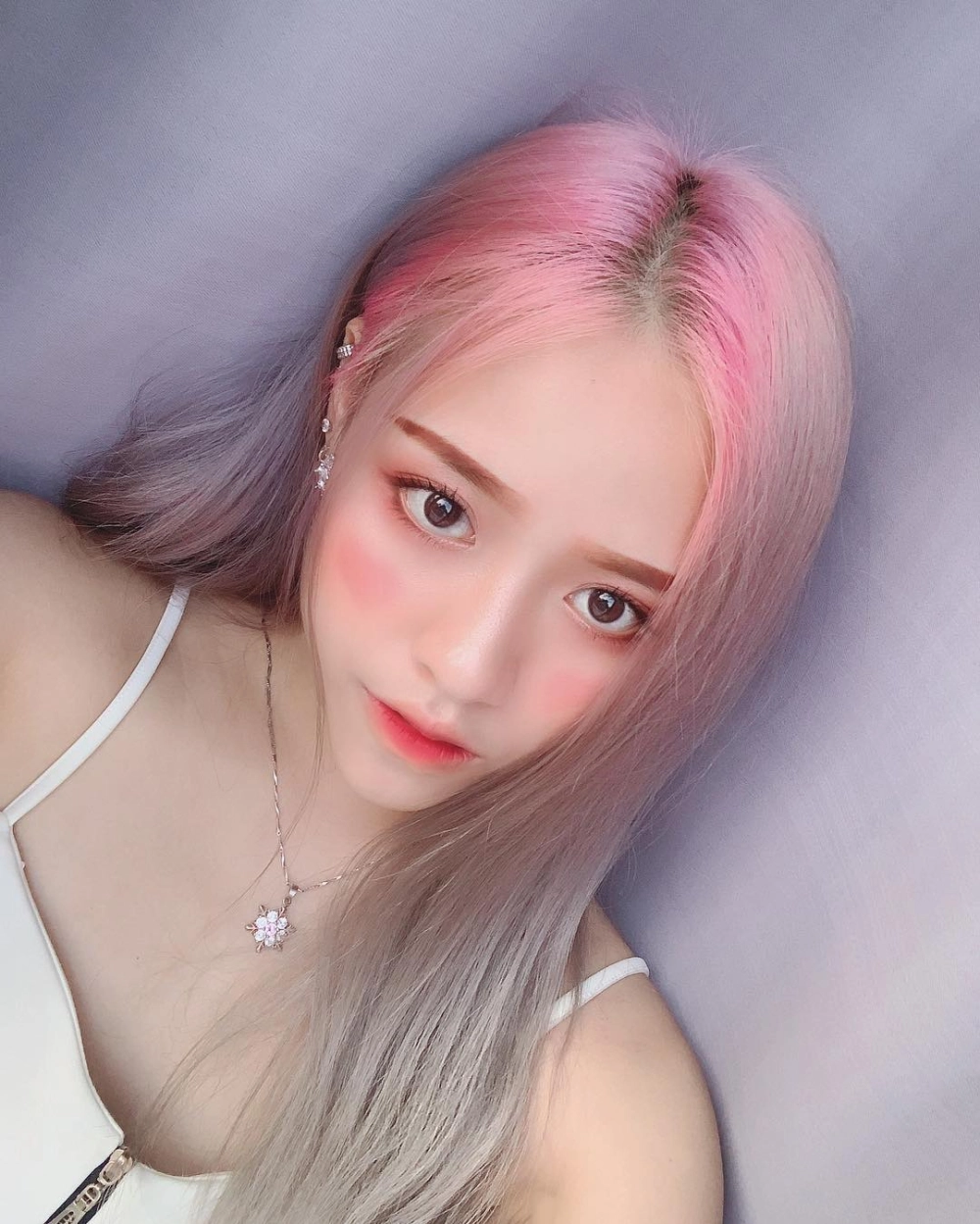 Trà Đặng cung hoàng đạo gì Thiên Bình sinh tháng 10 