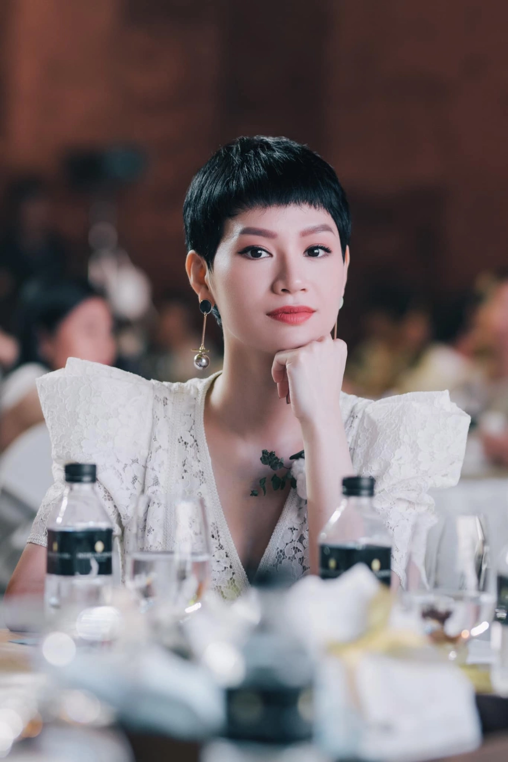 Nhiều người nghe Trà My idol đừng ai nhắc về anh ấy khi thất tình