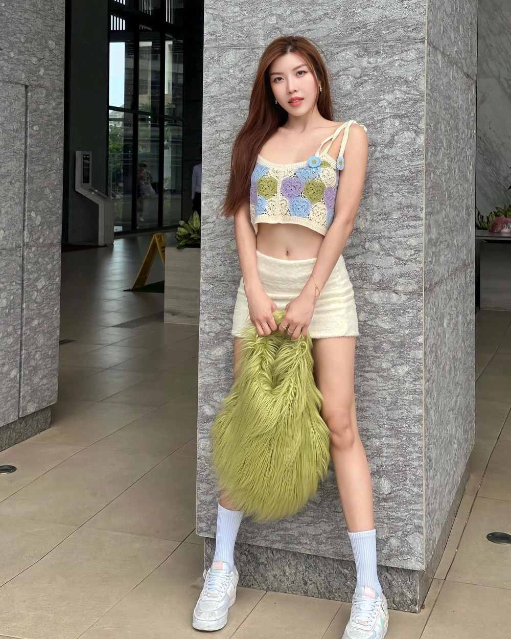 Trang pháp là ai? Tìm hiểu về cô ca sĩ tài năng và phong cách riêng của cô ấy
