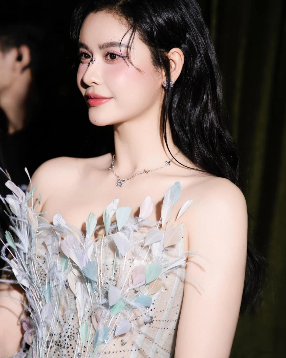 Trương Quỳnh Anh sinh năm bao nhiêu, khám phá tuổi thật