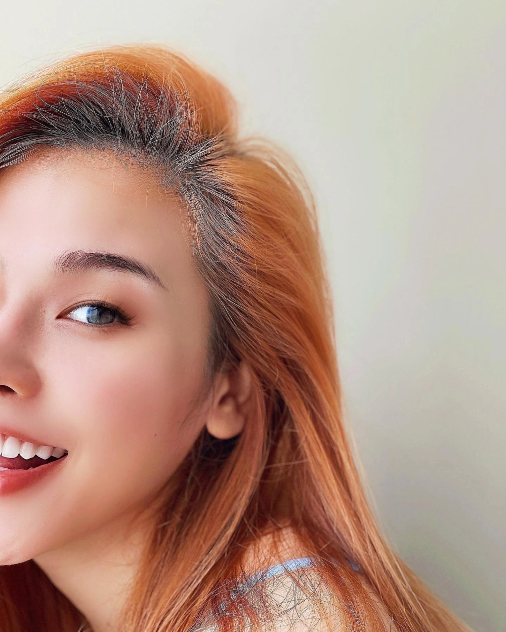 Trương Thảo nữ ca sĩ tài năng với những bản hit đầy ấn tượng