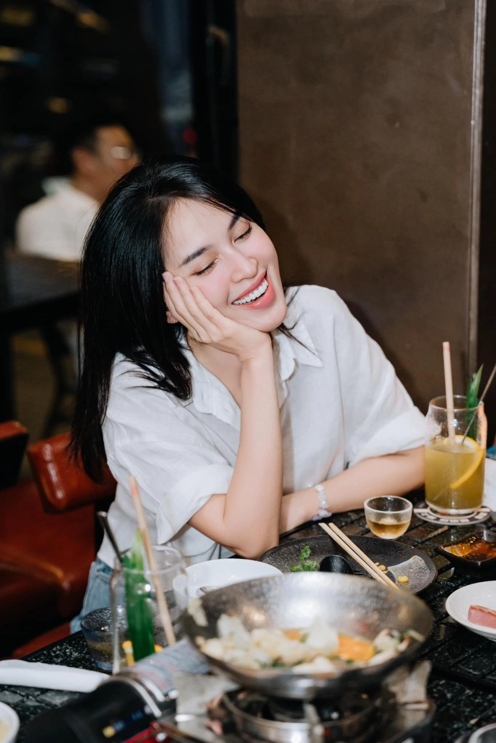 Hình ảnh Tú Vi nổi bật với thần thái cuốn hút
