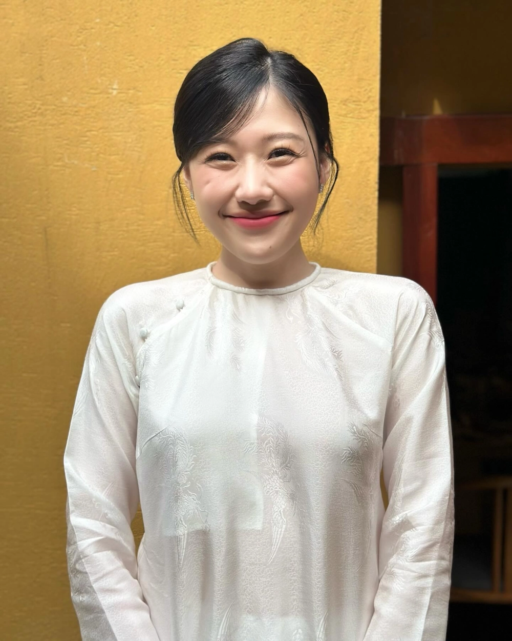 Uyển Ân ngày/nơi sinh 15/2/1999 TP.HCM 